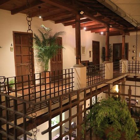 Hotel La Dorada Town view Valle de Bravo Exterior foto