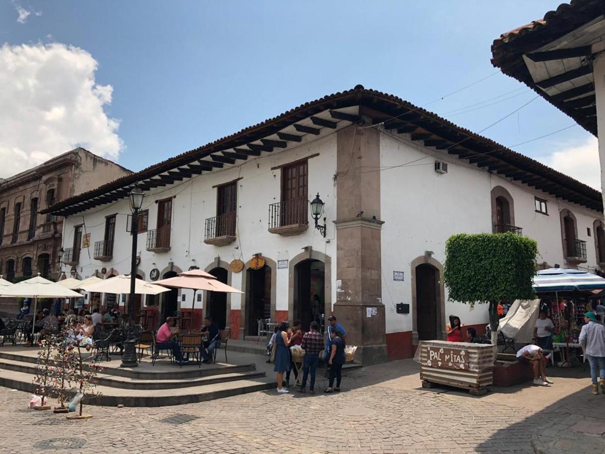 Hotel La Dorada Town view Valle de Bravo Exterior foto