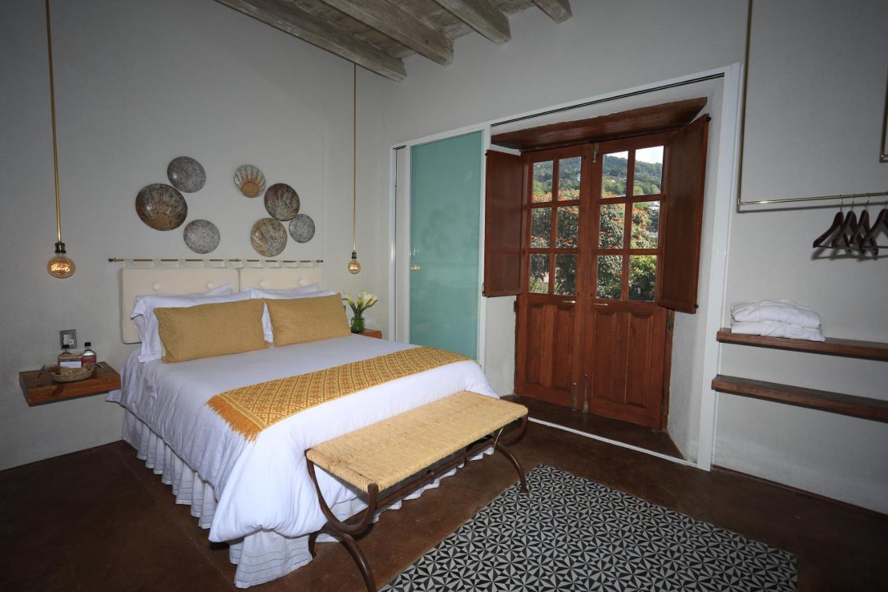 Hotel La Dorada Town view Valle de Bravo Exterior foto