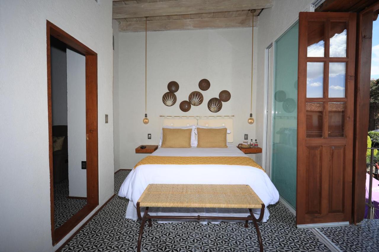 Hotel La Dorada Town view Valle de Bravo Exterior foto